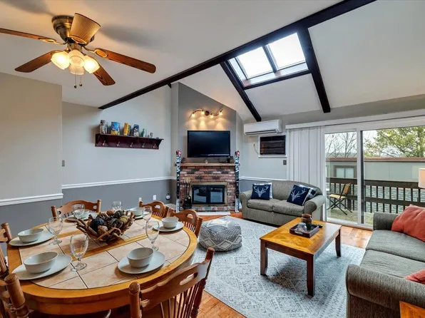 5 Middle Village Way, Tannersville, PA 18372