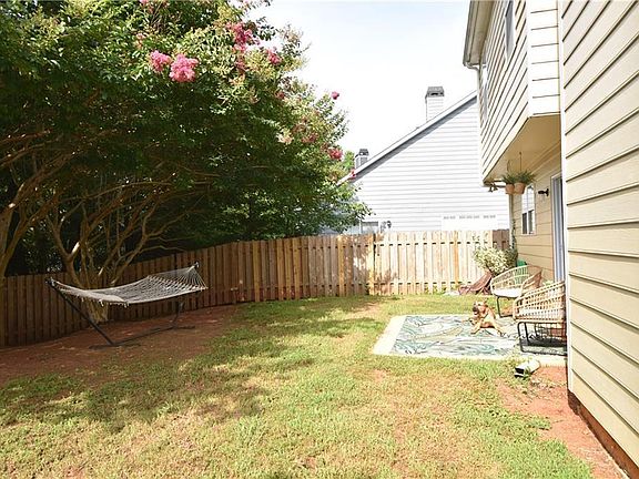 2nd image of 2180R Ashton Dr