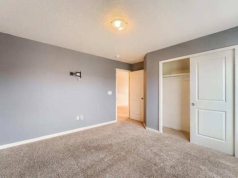 17122 Melody Dr — Photo 41