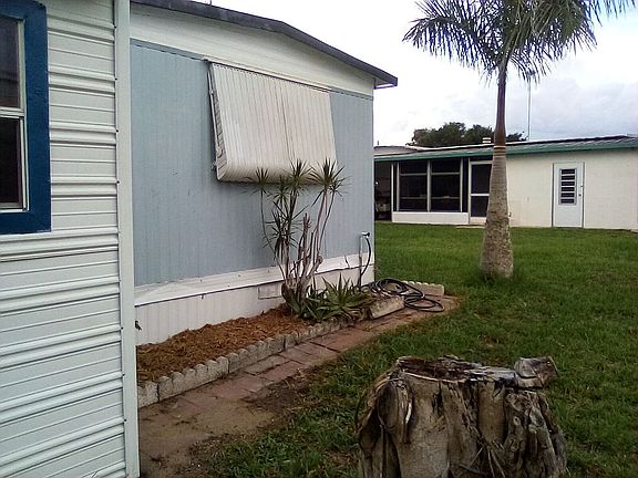 3rd image of 45 Paradise Lake Dr