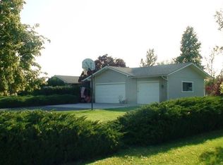 15805 N Gleneden Dr, Spokane, WA 99208
