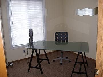 tn_chicagodr_oldaptbedroom2550