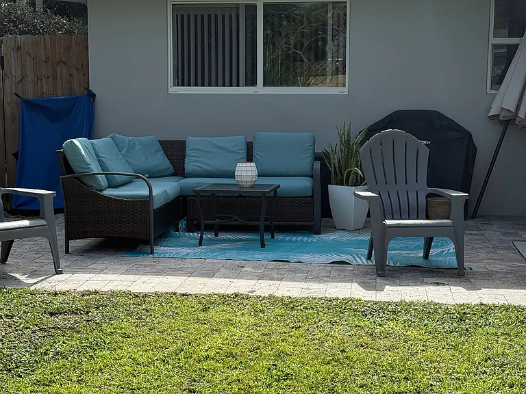 Circle Dr — Photo 13