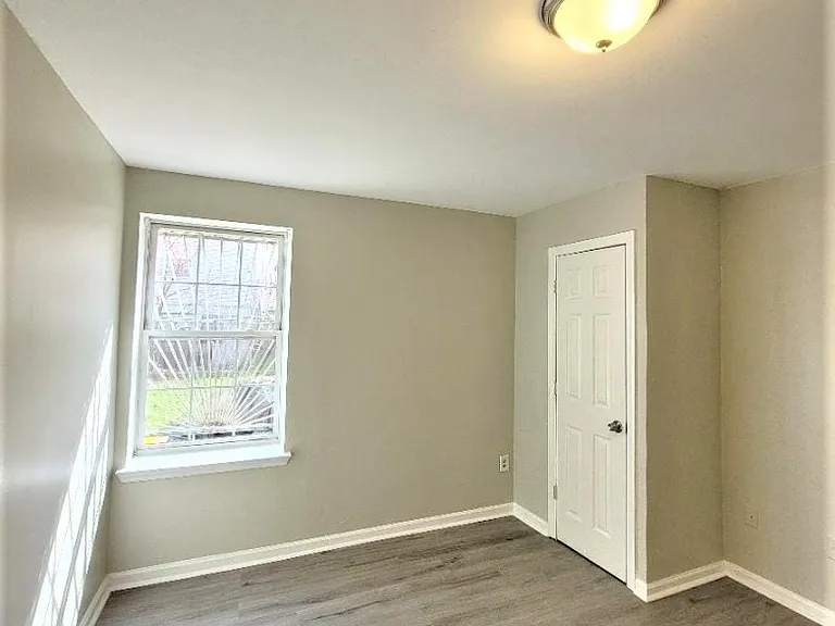 306 S 7th St #3 — Photo 8