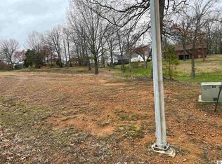 14 Wyndy Brook Ln, Benton, KY 42025