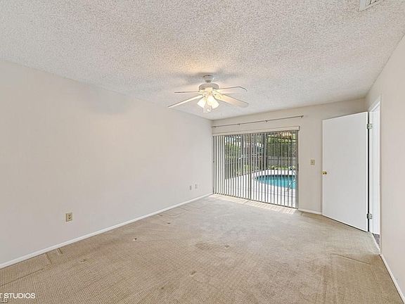 5th image of 5460 Beaujolais Ln