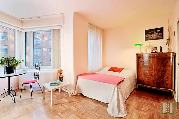 Sold by Halstead Real Estate | media 15