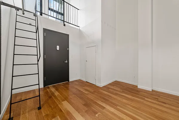 Rented by CCM Property Management LLC | media 8