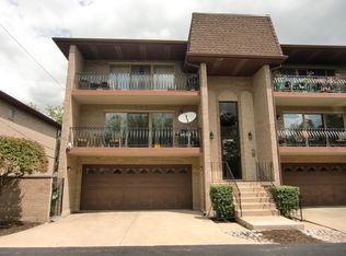 9840 Natoma Ave #1, Chicago Ridge, IL 60453