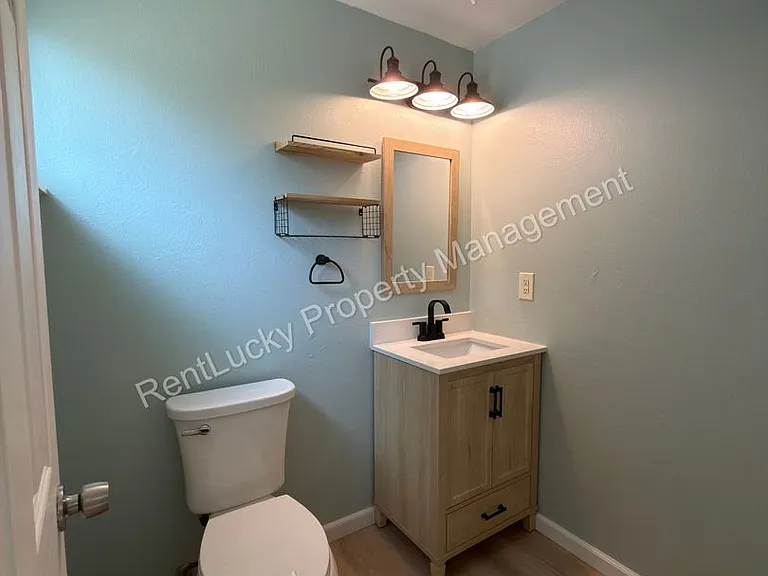 31911 42nd Ave SW — Photo 15