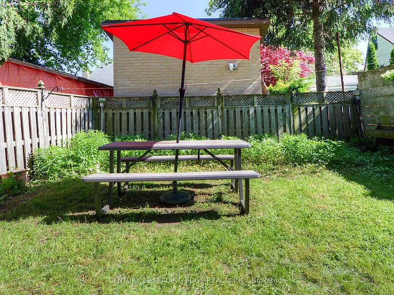 9 Wallington Ave — Photo 35