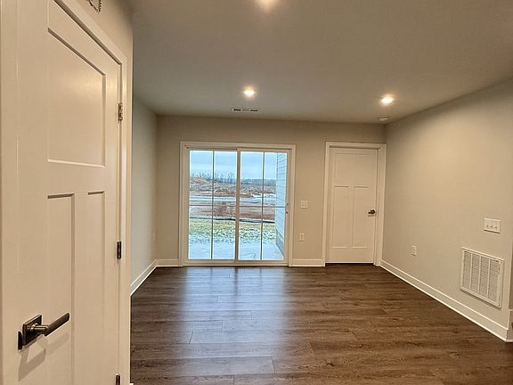 5th image of 1832 Goldsberry St #1