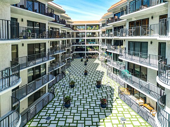 4th image of 2029 N Ocean Boulevard #303