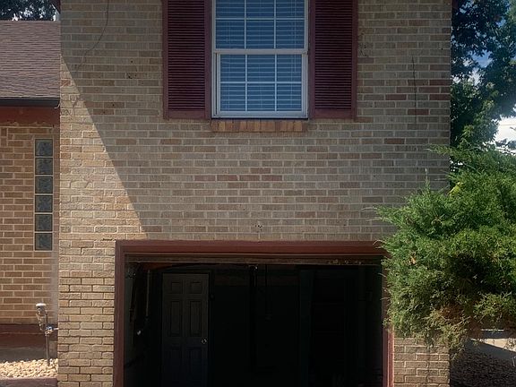 4th image of 2515 Krameria St