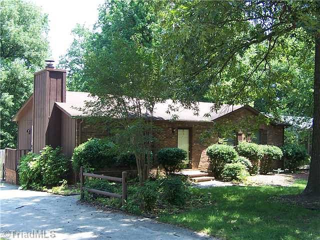 1st image of 1402 Cliffwood Dr