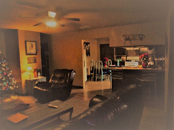 2nd image of 1520 E Highland Ave