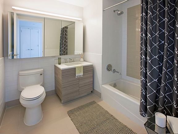 5th image of 511 47th Ave APT 9
