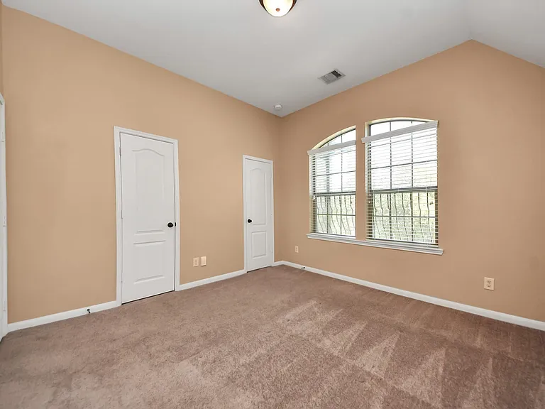 9427 Sapphire Bay Ln — Photo 39