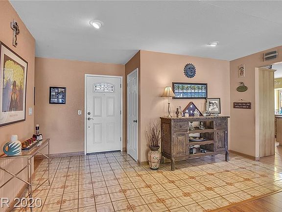 3rd image of 3828 Boca Grande Ave