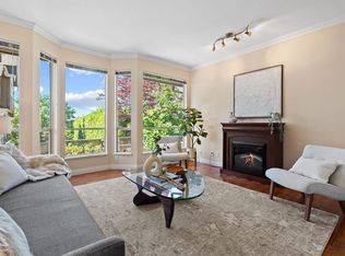 230 Keith Rd E #1, North Vancouver, BC V7J 2J4