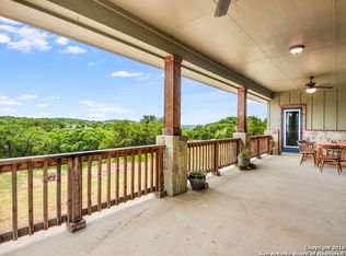 690 Eves Spring Dr, Canyon Lake, TX 78133