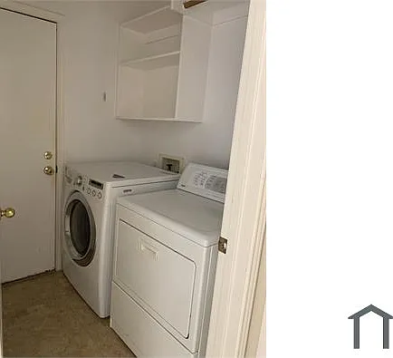 8409 Greenfield Dr — Photo 17