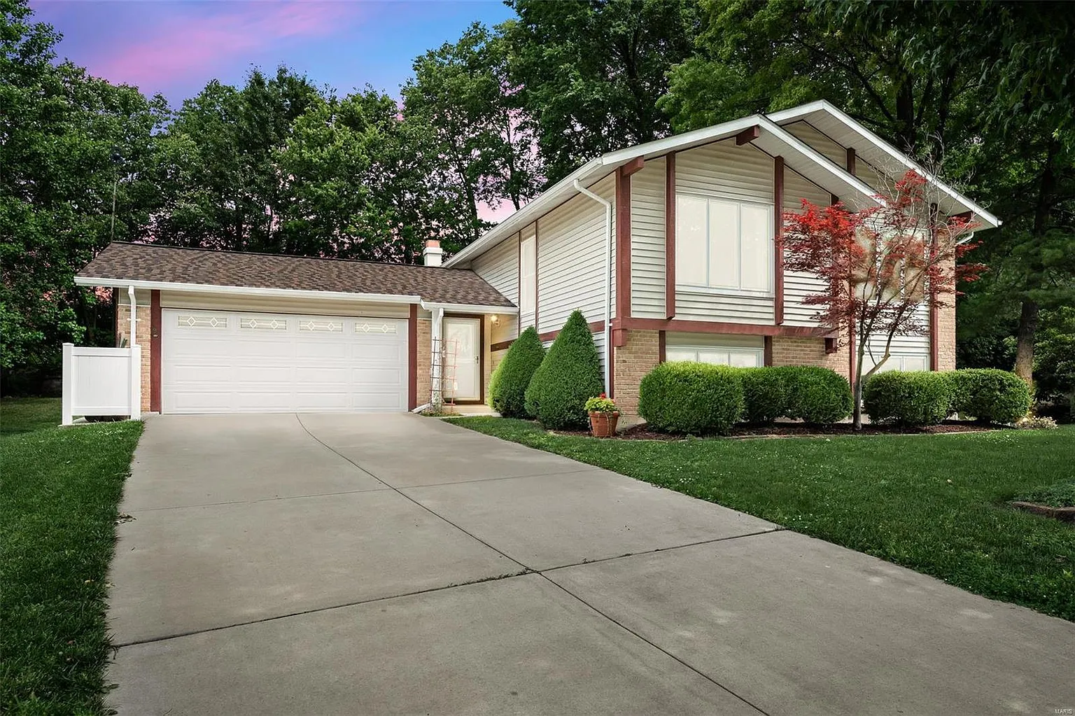 44 Oak Creek Dr photo 1