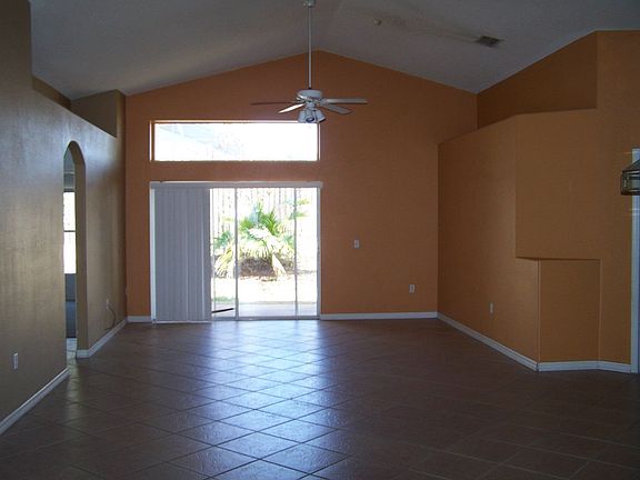 3rd image of 260 Sir Phillips Dr