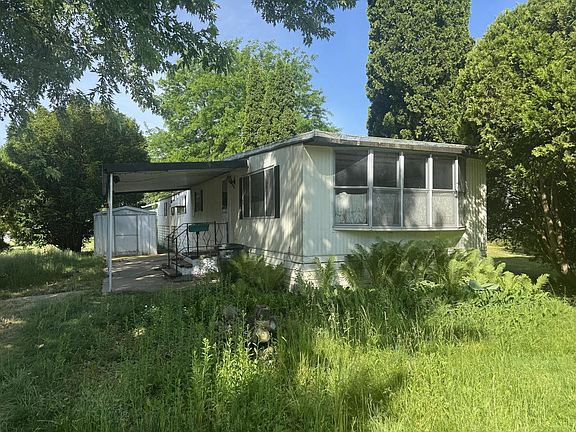 2nd image of 1432 Pleasant STREET