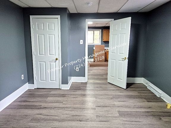 3rd image of 1324 Beaver Rd #1