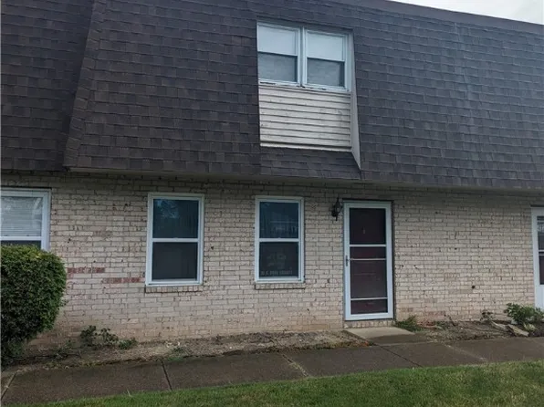 4223 Bennington Blvd #15-F, Brunswick, OH 44212