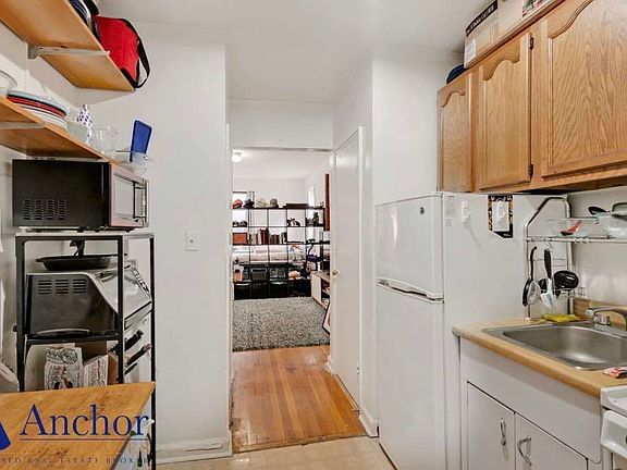 3rd image of 1681 1st Ave #3A