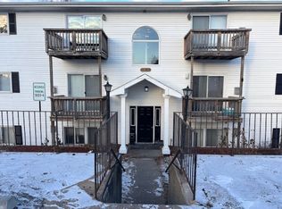 1611 Center Point Rd NE #8, Cedar Rapids, IA 52402