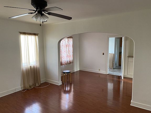4th image of 410 Micheltorena St