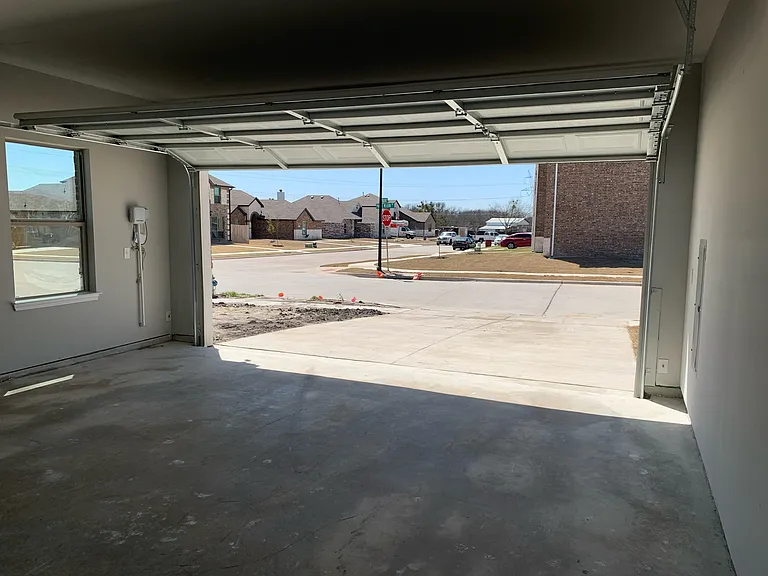 601 Long Prairie Dr — Photo 30