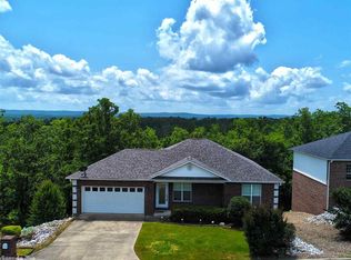 374 Palos Verdes Dr, Hot Springs National Park, AR 71913