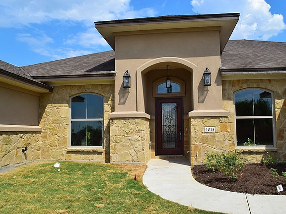 2nd image of 4013 Woodhaven Dr