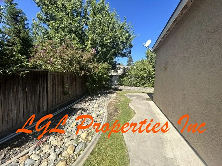 4116 Woodwillow Ln — Photo 37