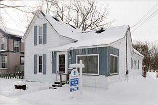 1st image of 412 E Franklin St