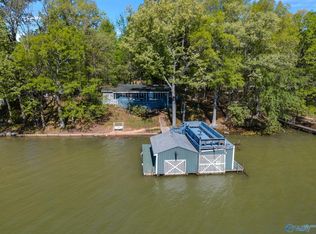 17561 Elk Estates Rd NW, Athens, AL 35614