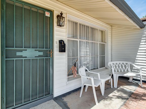 5th image of 4018 W Gardenia Ave