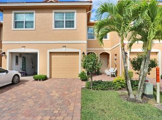 528 SW Glen Crest Way, Stuart, FL 34997