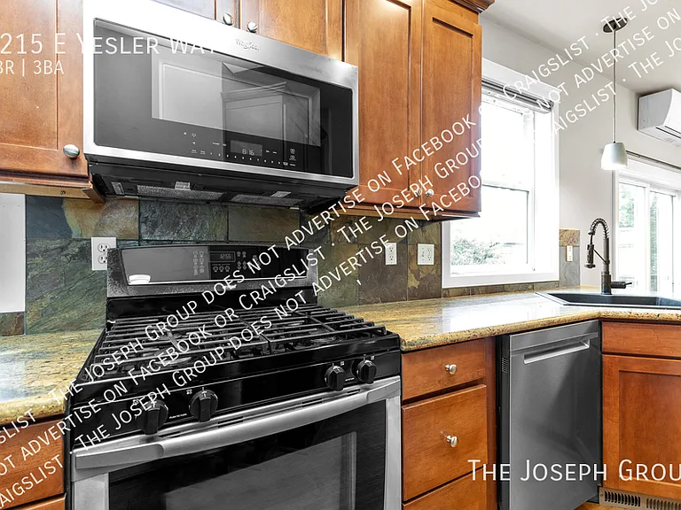 2215 E Yesler Way — Photo 11