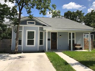 321 Burleson St, San Antonio, TX 78202