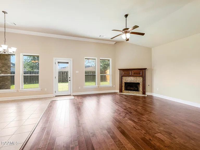 244 Rosemary Pl — Photo 4