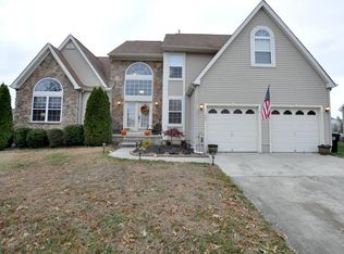 103 Wintergreen Ave, Sicklerville, NJ 08081