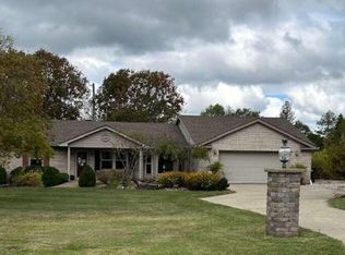 438 Elliston Ln, Versailles, KY 40383