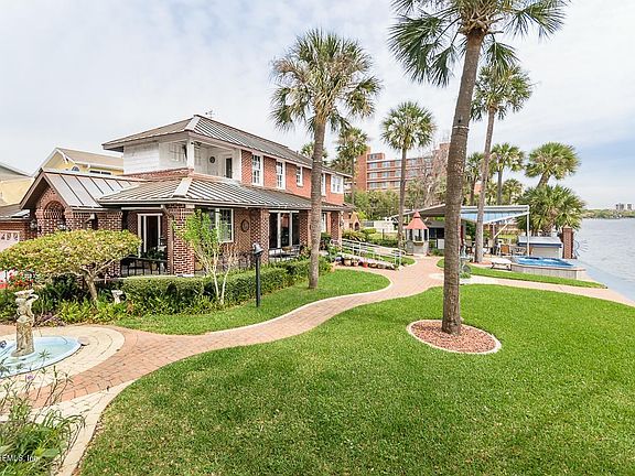 Side and backyard