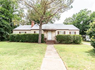 706 E Highway 82, Nocona, TX 76255
