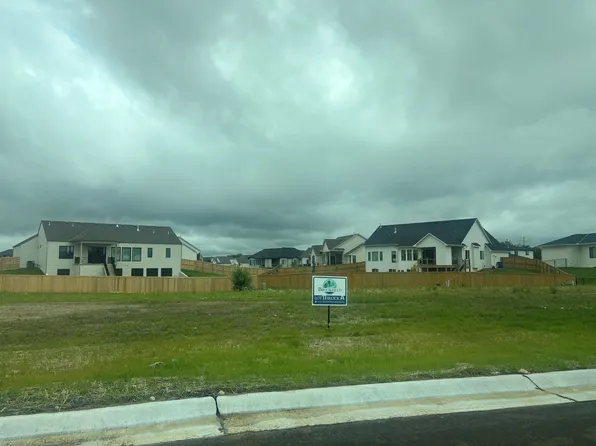 11413 E Winston St, Wichita, KS 67226